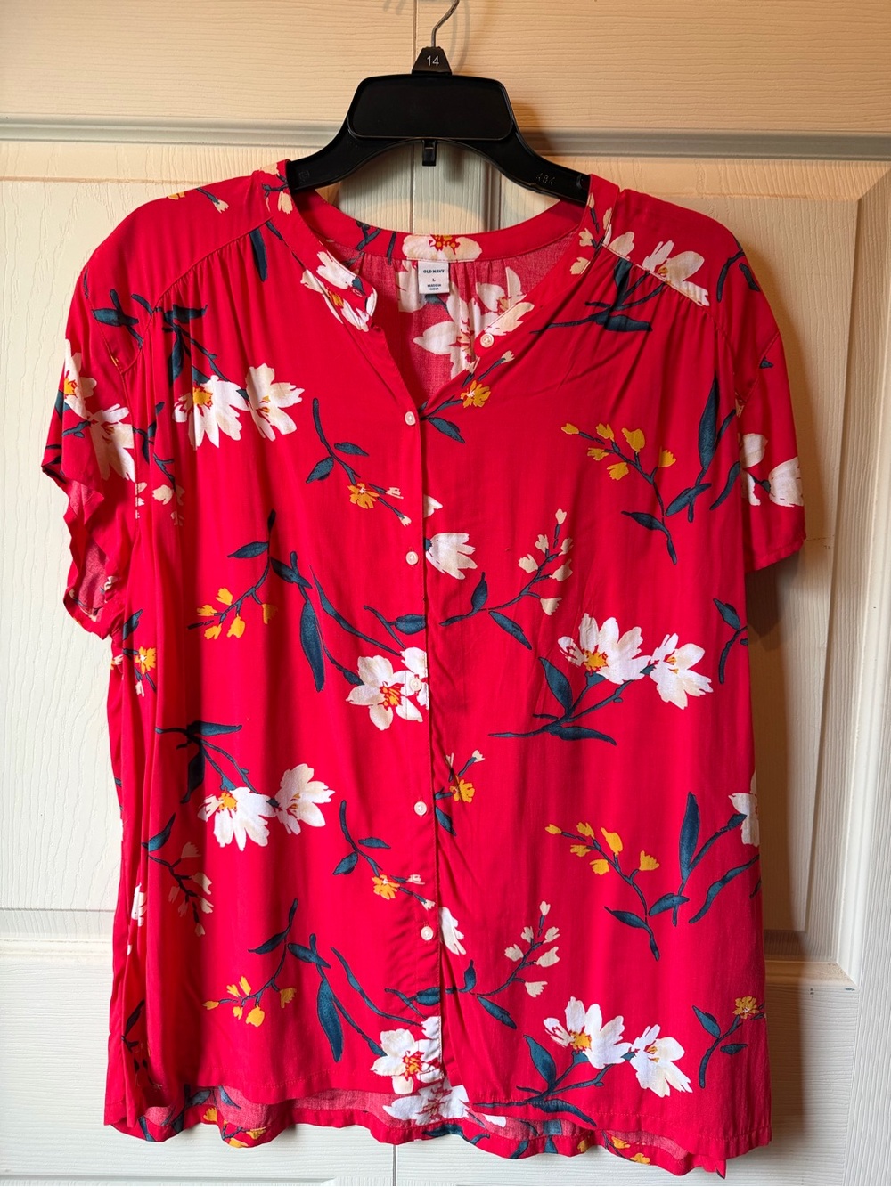 Old Navy Women’s Floral Button-Front Top in Red